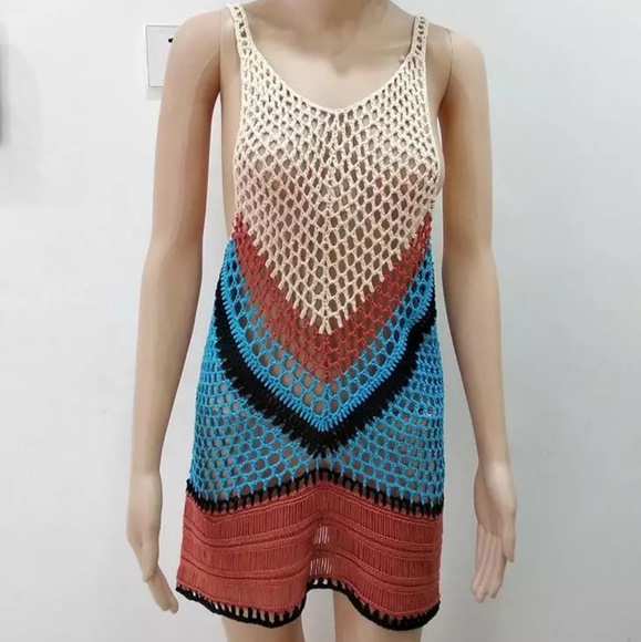 Water Edge Crochet Cover - Picture 4 of 7